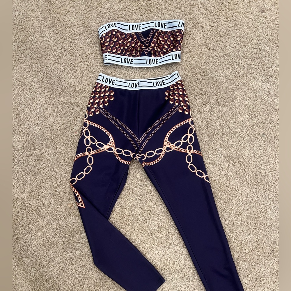 Have Fun in this Fashion Nova Set! Straight off the Rack…